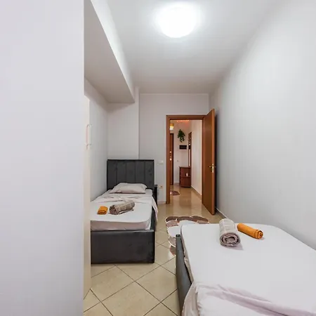 Soleil 2 Bedrom Апартаменты Дуррес